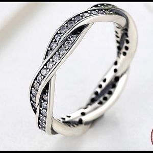 Silver platted ring size 7